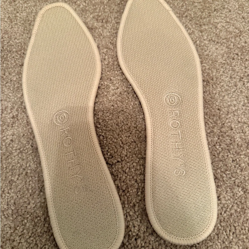 Rothy's Women's Beige Flats sz 8.5 - Picture 6 of 7
